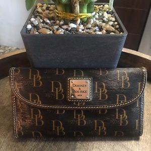 Dooney & Bourke Wallet